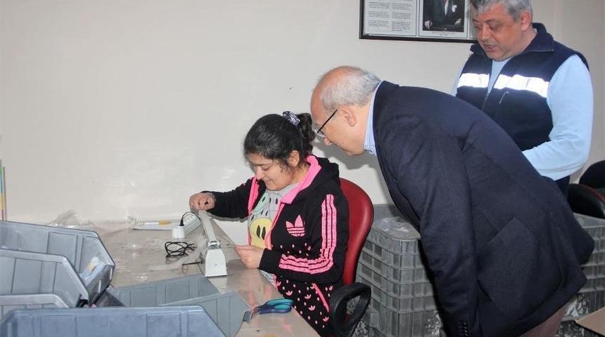 Chp&rsquo;li &Ccedil;akır&ouml;zer Engelli &Ccedil;alışanlarla Bir Araya Geldi