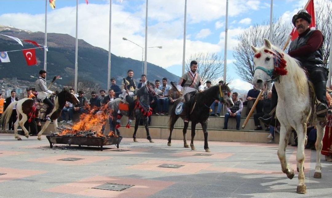 Ks&uuml;&rsquo;de Nevruz Coşkuyla Kutlandı