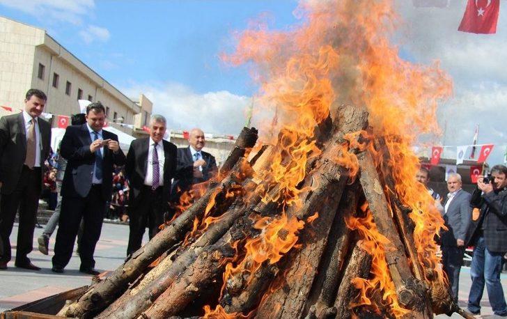 Ksü’de Nevruz Coşkuyla Kutlandı G1