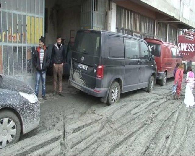 Kadıköy'de Oto Sanayi Sitesi Esnafının Yol Isyanı