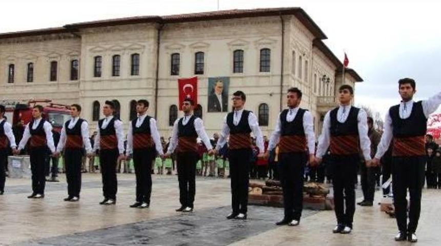 Sivas'ta Nevruz Kutlandı