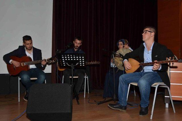 Adıyaman Üniversitesi’nde Şiir Dinletisi