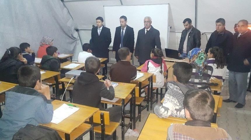 Depremzede &Ccedil;ocuklara Et&uuml;t İmkanı