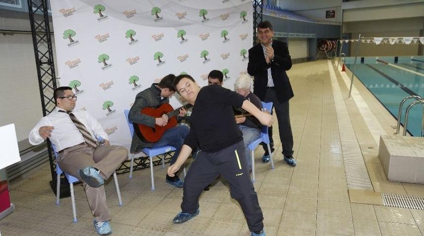 Başkan Fadıloğlu&rsquo;ndan Down Sendromu G&uuml;n&uuml; Mesajı