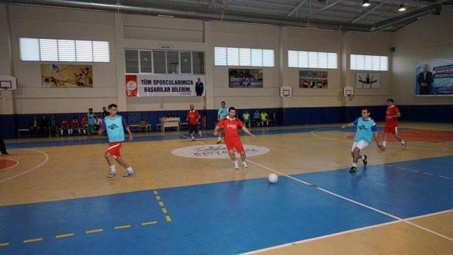 Adıyaman Belediyesi Birimlerarası Futsal Turnuvası Başladı