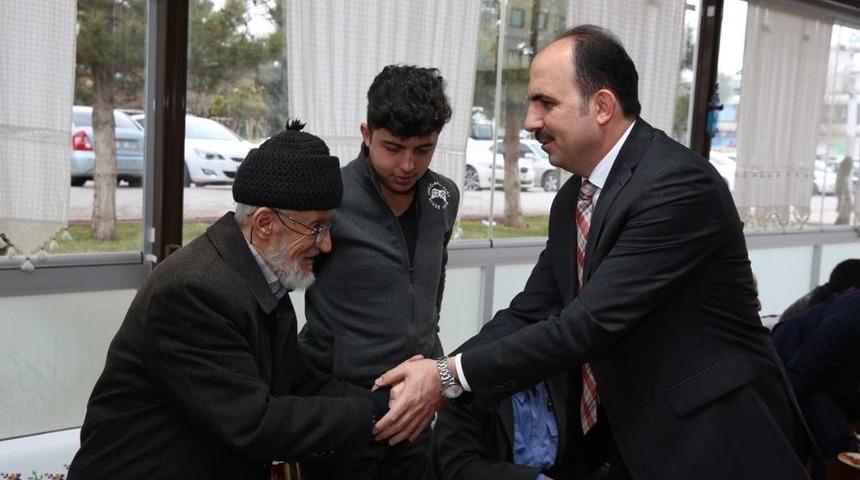 Başkan Altay: &ldquo;yaşlılarımızın Tecr&uuml;besi Gen&ccedil;lerimize Rehber Oluyor&rdquo;