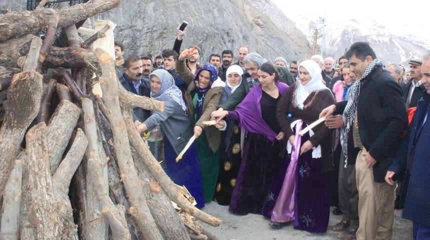 Hakkari&rsquo;de Nevruz Coşkusu