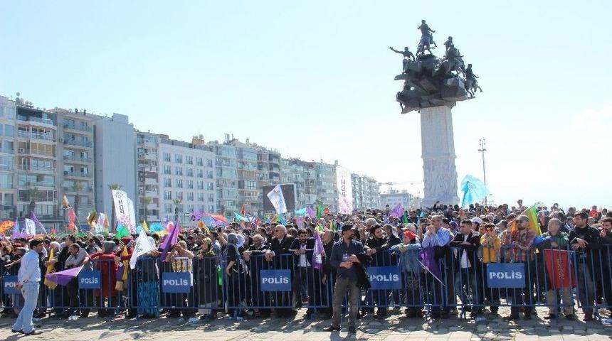 İzmir&rsquo;de Nevruz Kutlamaları
