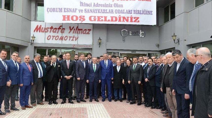 Bakan Ağbal, Esnafla Buluştu