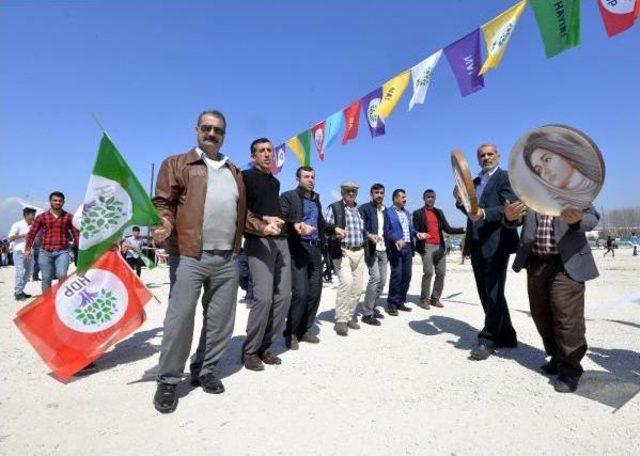 Mersin'de Nevruz Coşkusu