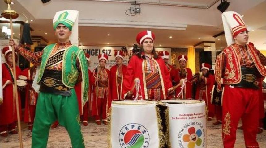 Down Sendromluların Oluşturduğu Mehteran Ilgi G&ouml;rd&uuml;