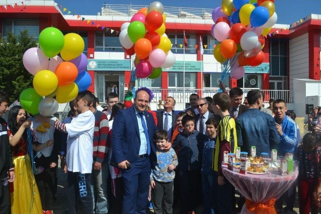 En &Ouml;zel 21 Mart D&uuml;nya Down Sendromu Farkındalık G&uuml;n&uuml;