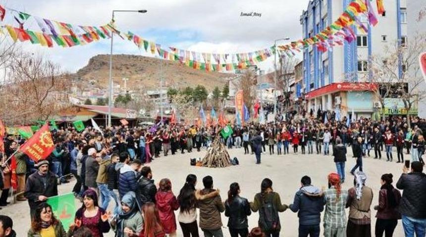 Tunceli'de 2 Ayrı Nevruz Kutlaması Yapıldı