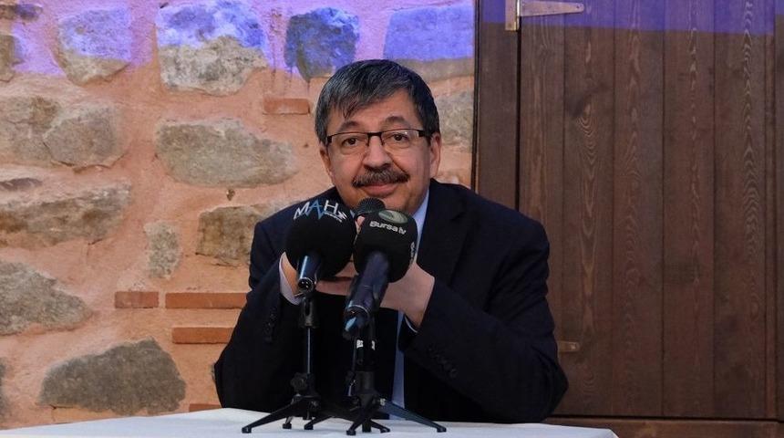 İnan&ccedil;: "kendi Dilini Terc&uuml;mesi Olmadan Anlayamayan Bir Nesil Yetiştirdik"