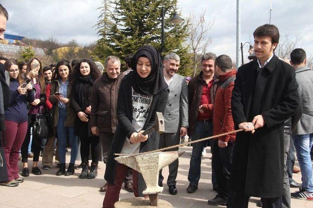 Bolu’da Ülkücüler Nevruz’u Üniversitede Kutladı