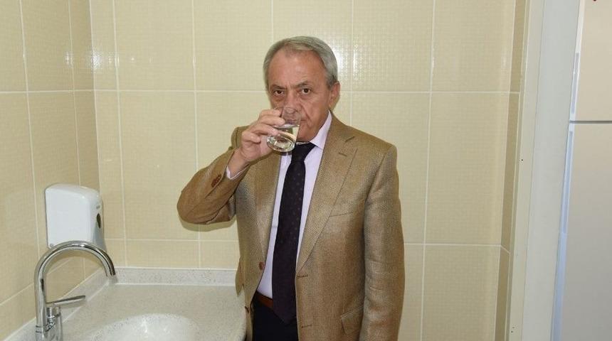 Manisalılar Suyu G&ouml;n&uuml;l Rahatlığıyla İ&ccedil;ebilir