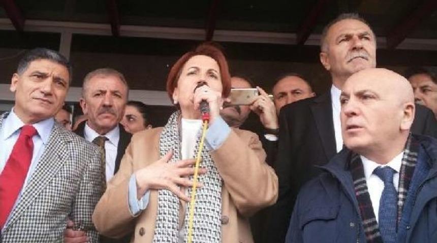 Meral Akşener: Pkk Pa&ccedil;avralarına Izin Verenler Bize Yasak Getiriyor - 1