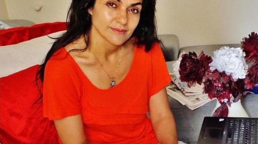 Yakalama Kararı &Ccedil;ıkartılan Ahmet Nesin'in Eşi: İfadesini Alıp Bana Teslim Etsinler