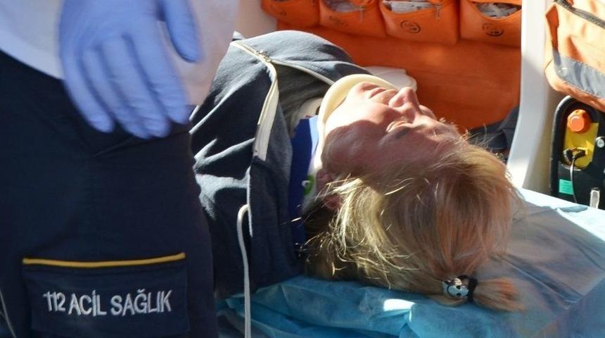 Milas&rsquo;ta Kamyonet İle Motosiklet &Ccedil;arpıştı, 1 Yaralı