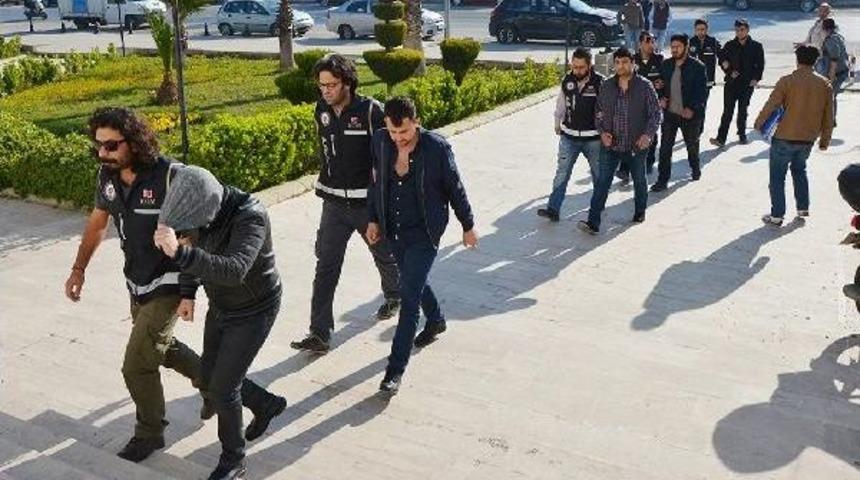 Yağma Ve Tefeci Operasyonuna 5 G&ouml;zaltı