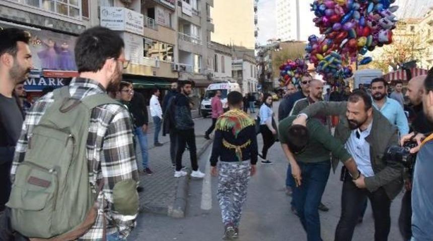 İzmir'deki Nevruz G&uuml;ndoğdu'da Kutlandı (2)