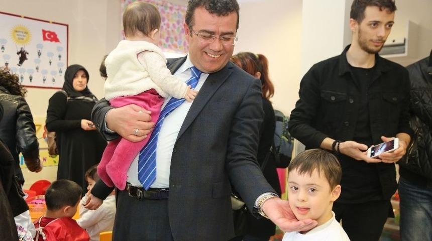 Down Sendromlulara M&uuml;jde