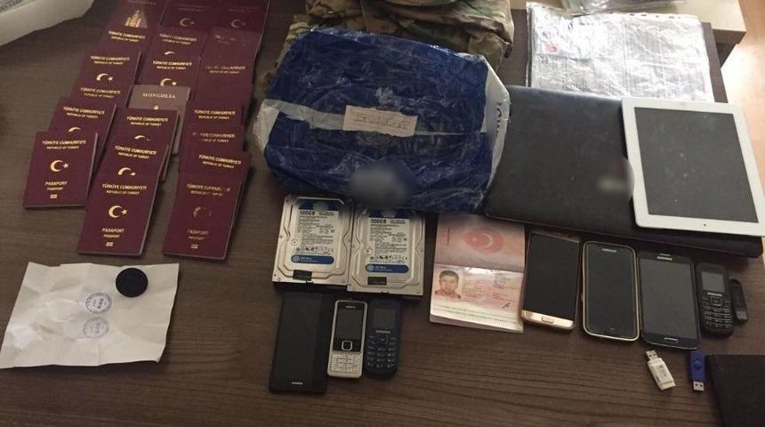 İstanbul&rsquo;da Deaş Operasyonu:5 G&ouml;zaltı