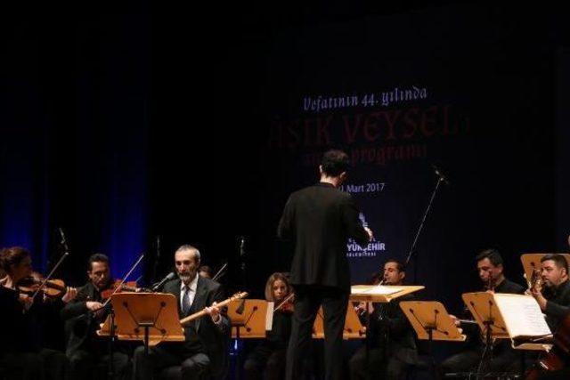 Aşık Veysel Ölümünün 44'üncü Yılında Anıldı