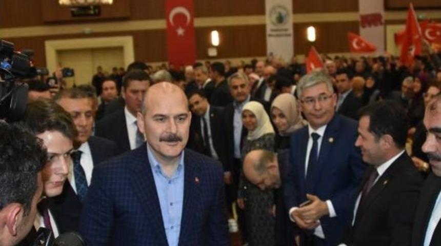 Bakan Soylu: (Kılı&ccedil;daroğlu) Ya Korkuyor, Ya Diyetini &Ouml;d&uuml;yor, Ya Da Esirdir
