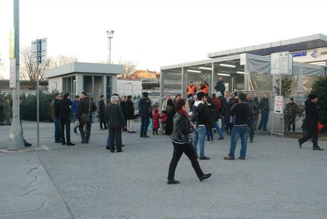 Marmaray’da Seferler Yapılamıyor