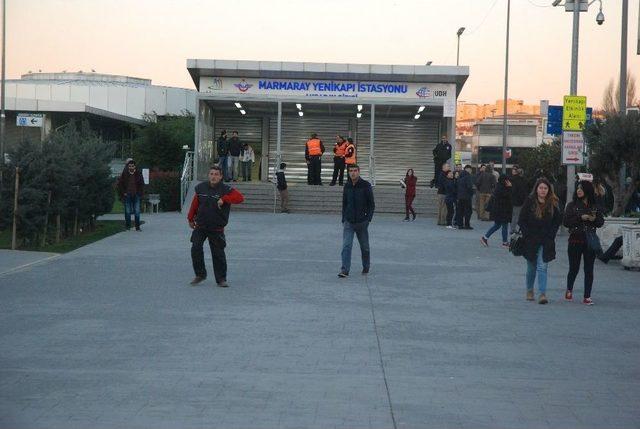 Marmaray’da Seferler Yapılamıyor