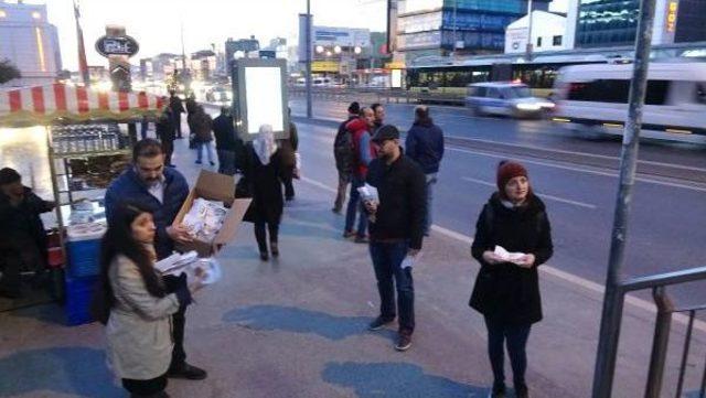 Chp’Li Gençlerden Işe Gidenler Için ‘Hayırlı Kurabiye’