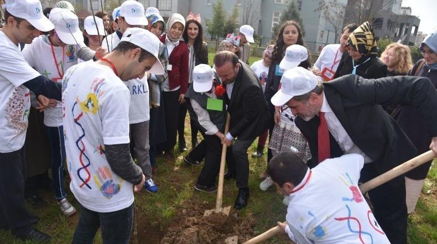 Başkan Doğan, Downlu &Ccedil;ocuklarla Buluştu