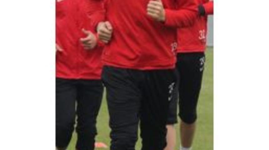 Boluspor&rsquo;da Kaleci Soner S&uuml;resiz Kadro Dışı Bırakıldı