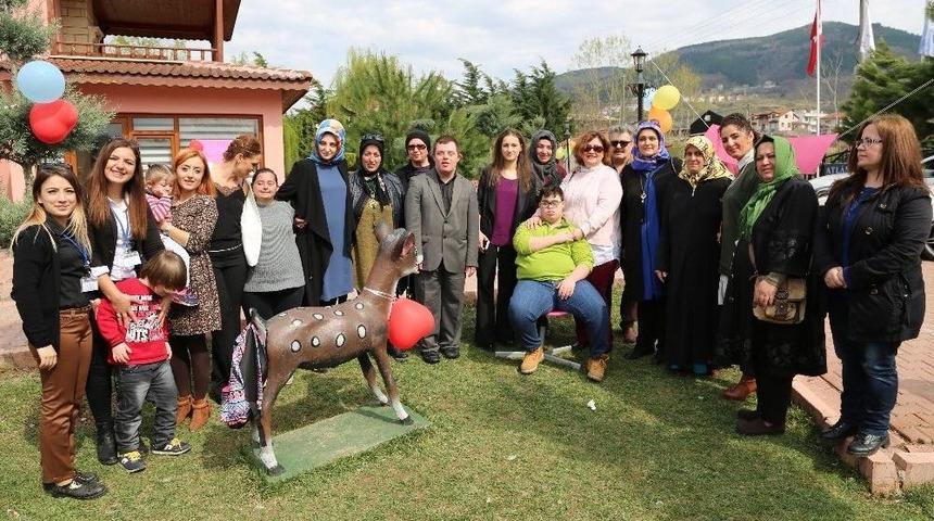 Down Sendromlular G&uuml;n&uuml;nde Doyasıya Eğlendiler