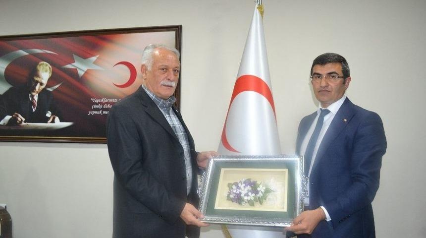 Asp İl M&uuml;d&uuml;rl&uuml;ğ&uuml;nden Kızılay&rsquo;a Ziyaret