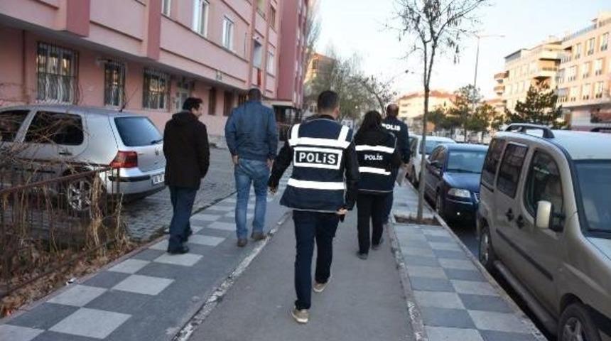 7 Ilde &Ouml;ğretmenlere Fet&ouml; Operasyonu: 22 G&ouml;zaltı