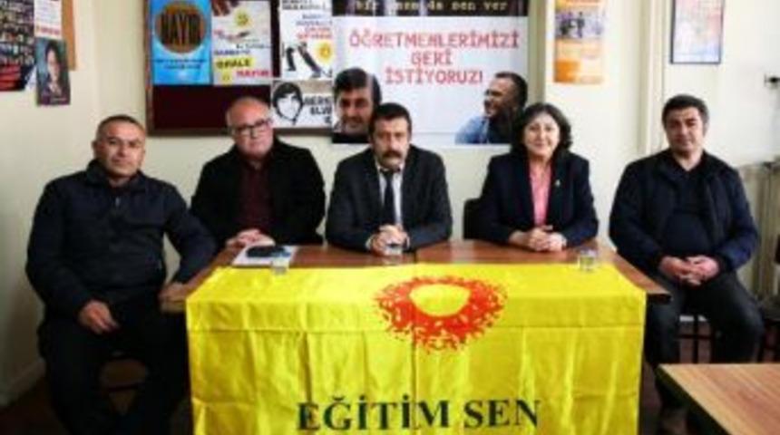 İhra&ccedil; Edilen &Ouml;ğretmenler I&ccedil;in 3 Bin 500 Imza