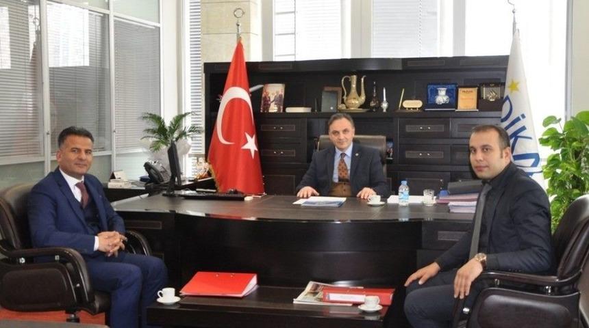 Dika&rsquo;dan &lsquo;oyun Terapisi&rsquo; Projesine Destek