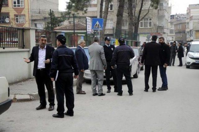Gaziantep'te Ihale Kavgası: 3 Yaralı