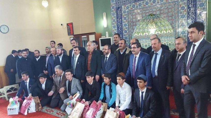 Muş&rsquo;ta Gen&ccedil; Bilaller Ezan Okuma Yarışması