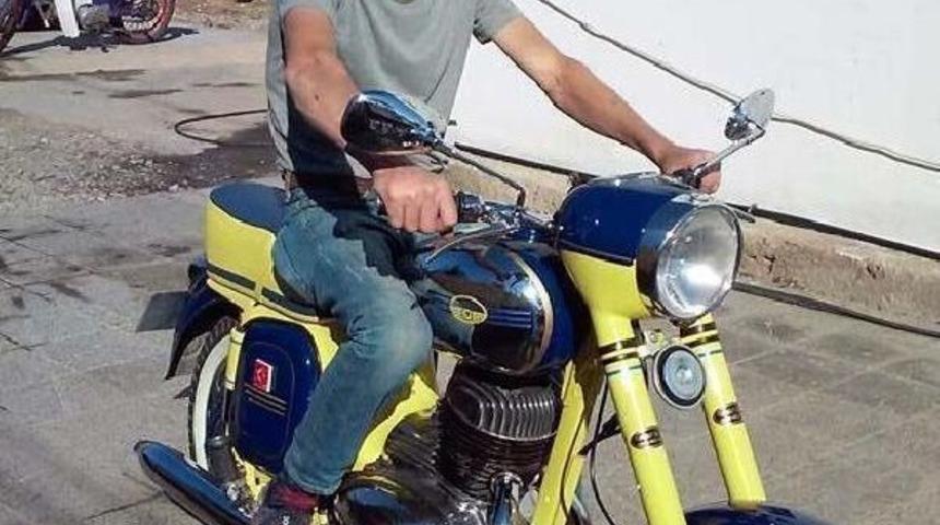 Rus Eşinin Terk Ettiği Tekne Kaptanı Intihar Etti