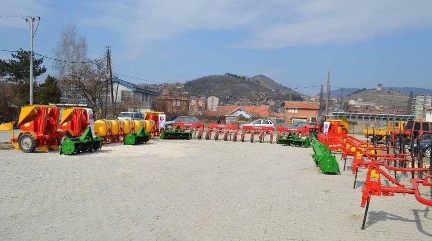 Tika&rsquo;dan Mitrovi&ccedil;ali &Ccedil;ift&ccedil;ilere Destek