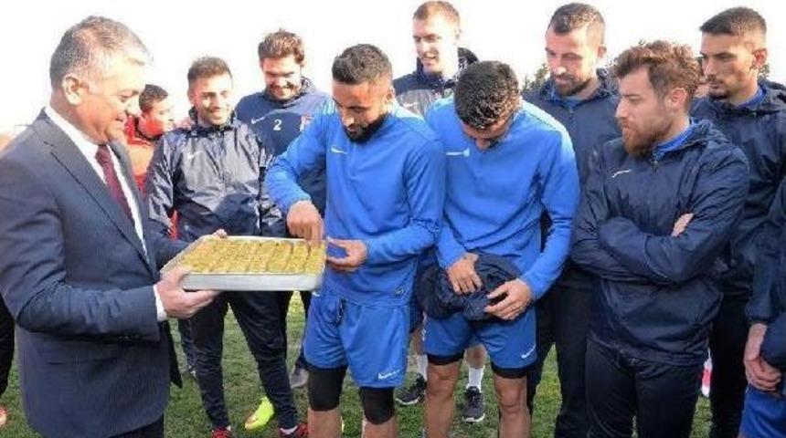 Balıkesirspor'a Vali Yazıcı'dan Moral
