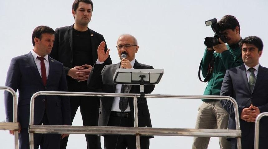 Bakan Elvan: &ldquo;vatandaşına Hizmet Etmeyen Hi&ccedil;bir B&uuml;rokratla Yolumuza Devam Etmeyeceğiz&rdquo;