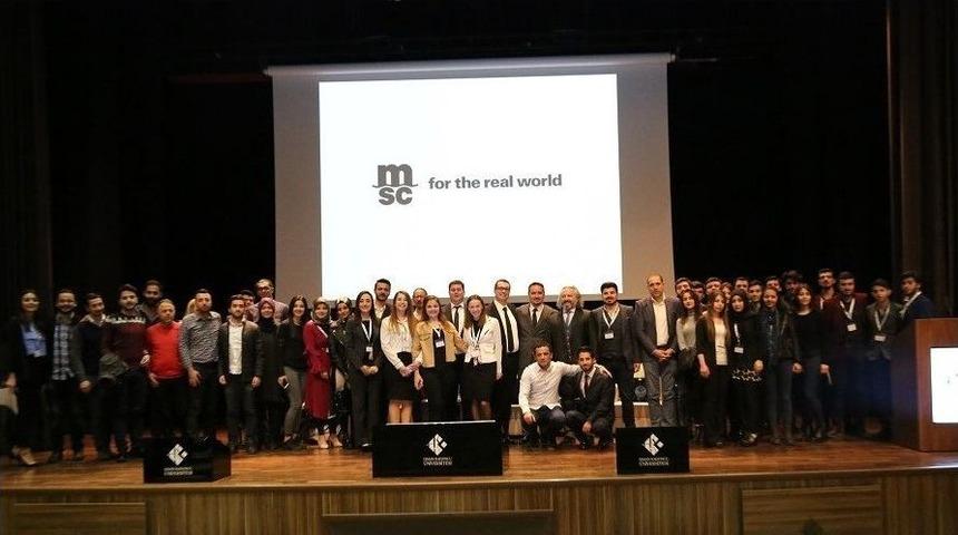 &Uuml;niversite &Ouml;ğrencileri İş D&uuml;nyası İle Buluştu