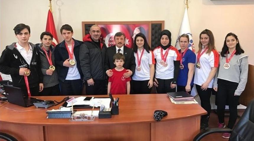 Yalovalı Bilek G&uuml;reş&ccedil;ileri Antalya&rsquo;dan 26 Madalya İle D&ouml;nd&uuml;