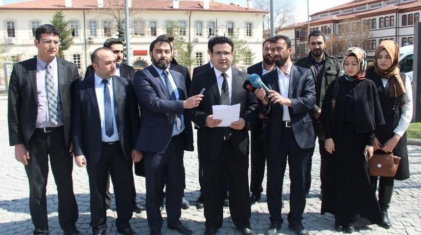 Muhami Cemiyeti Hukuk Platformu&rsquo;ndan &lsquo;evet&rsquo; &Ccedil;ağrısı