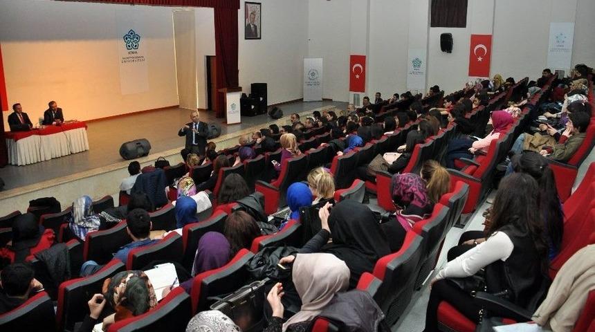 Ne&uuml;&rsquo;de, D&uuml;nya Sosyal Hizmet G&uuml;n&uuml; Kutlandı