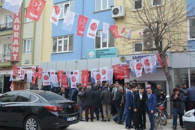 Korkuteli Belediye Başkanı Gökce, Mhp İlçe Kongresine Alınmadı